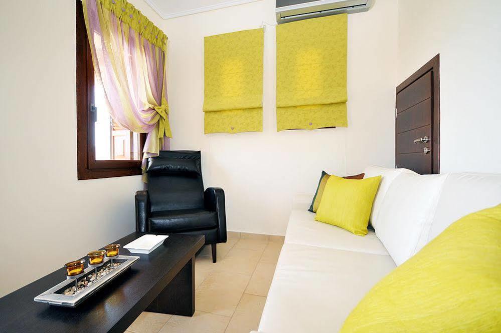 Aithra Apartments & Suites Gavrio Exterior foto